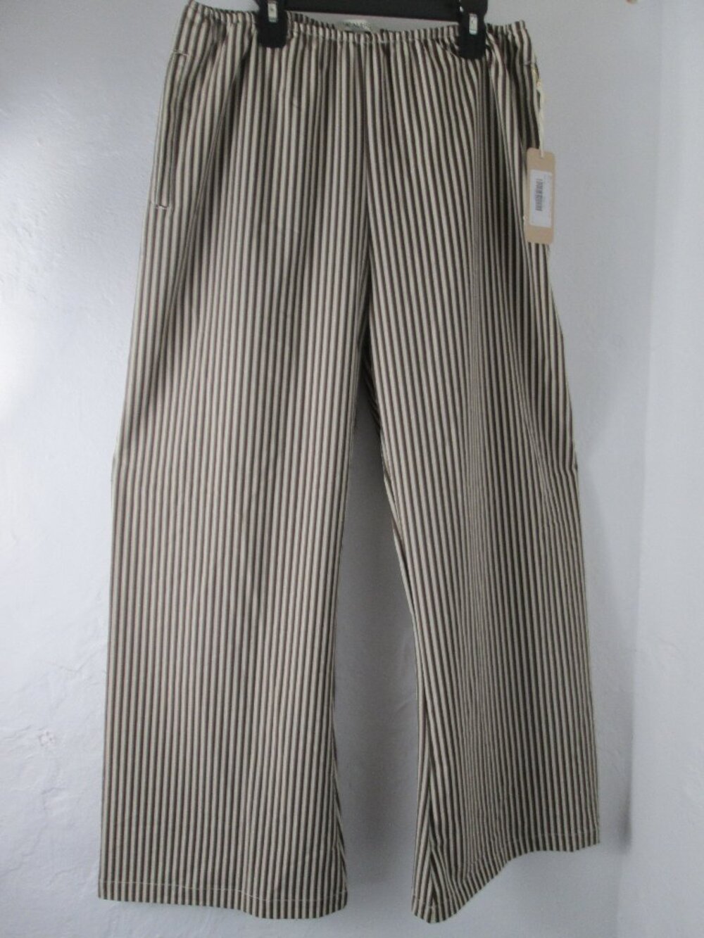 NEW Albion Fit Slip On Cream/Cocoa Stripe Trouser Pants Women's S - NWT